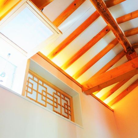 'Hanok Hanok' Boutique Stay Seoul - 2Min From Gyeongbokgung Palace Station Eksteriør billede