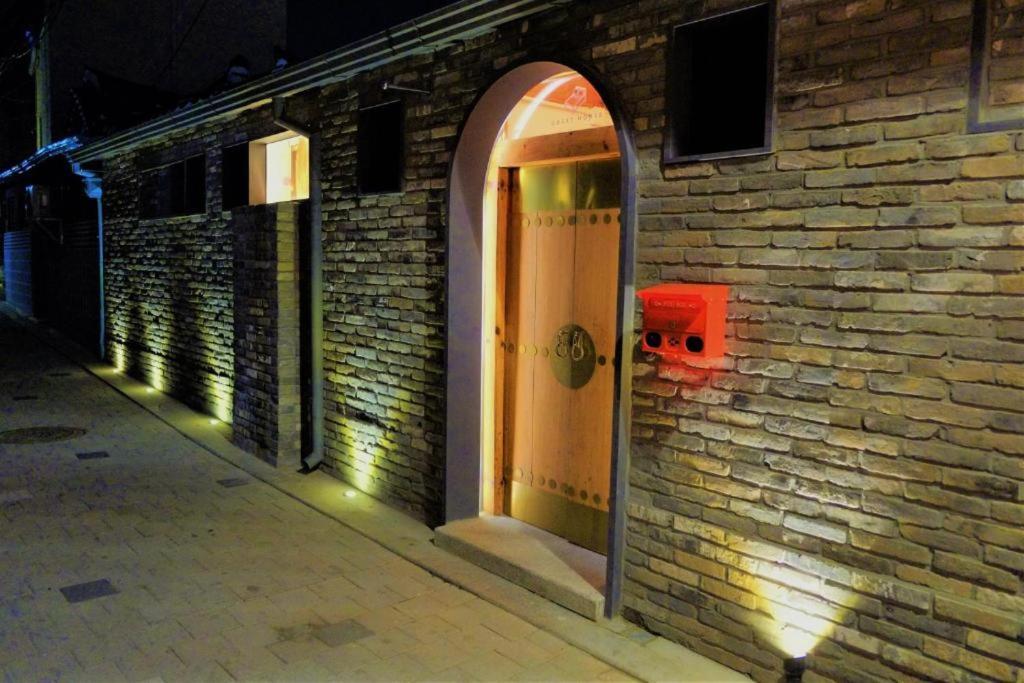 'Hanok Hanok' Boutique Stay Seoul - 2Min From Gyeongbokgung Palace Station Eksteriør billede